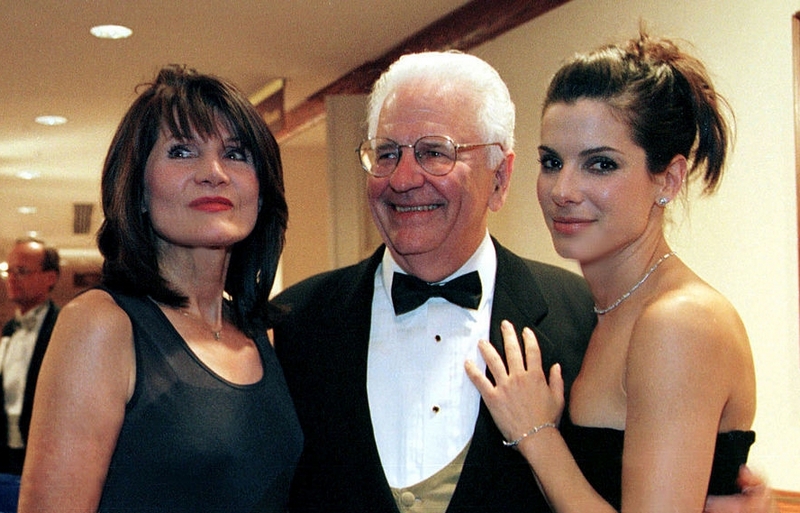   Foto på Sandra Bullock  & hennes Pappa  John W. Bullock