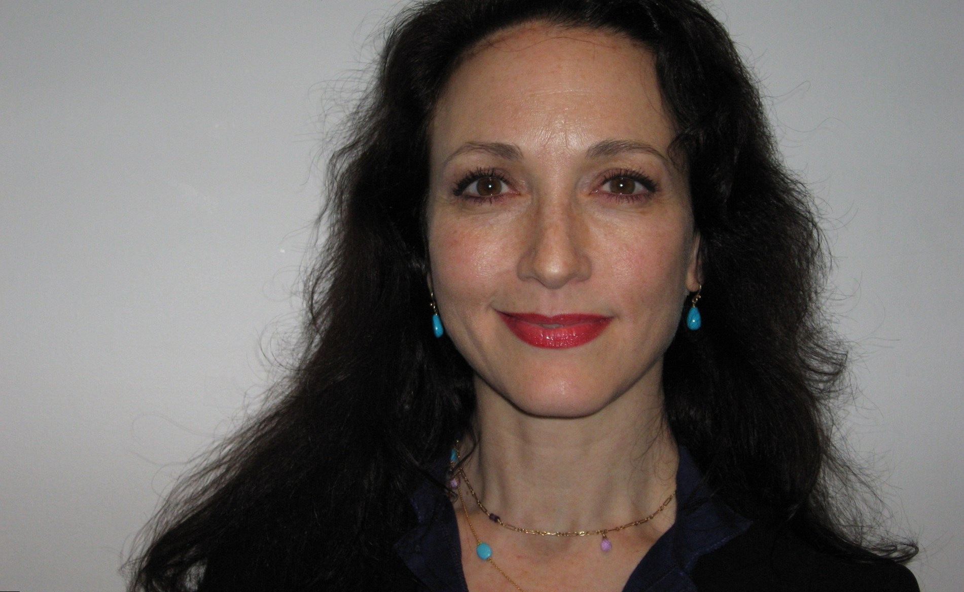Bebe Neuwirth  Height, Weight and Body Measurements