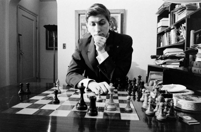 Bobby Fischer Height, Weight, Age and Body Measurements
