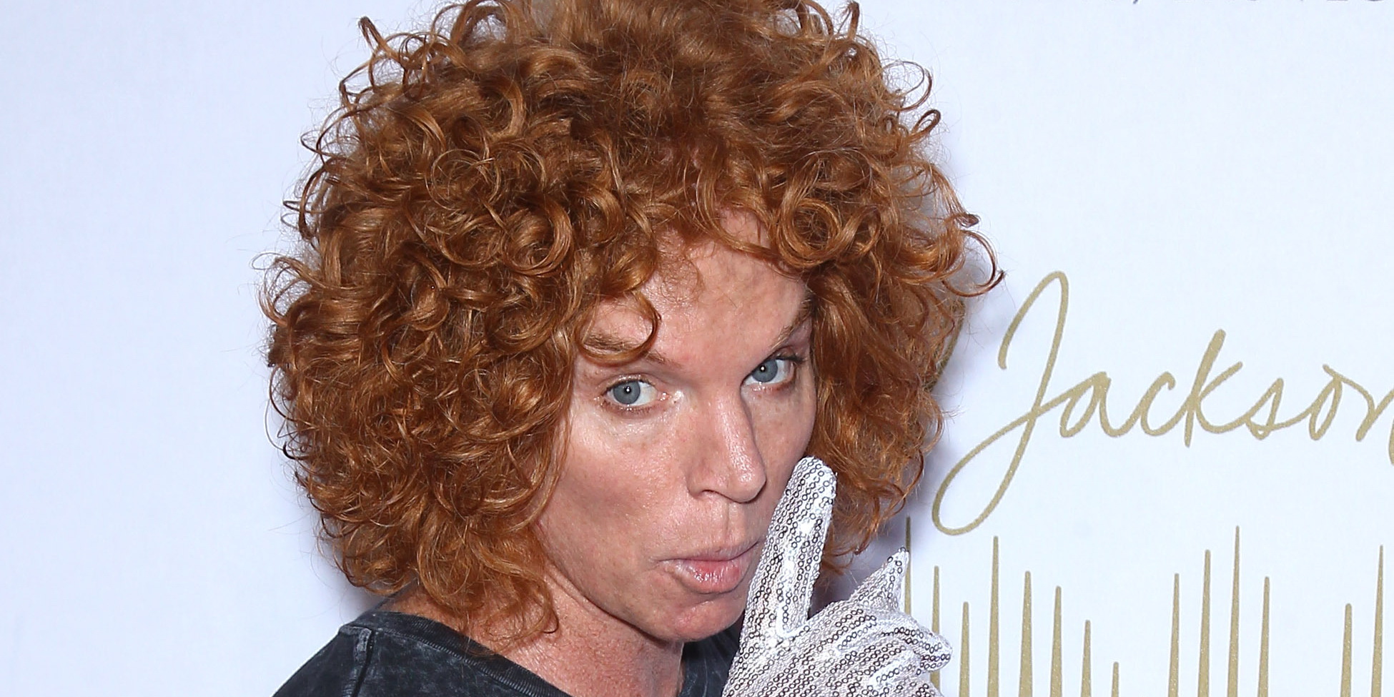 What are some interesting facts about carrot top?