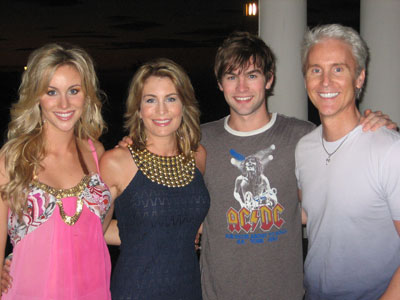 Chace Crawford`s family: parents and siblings