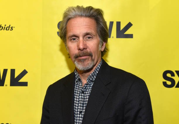 Gary Cole's family: parents, siblings, wife and kids