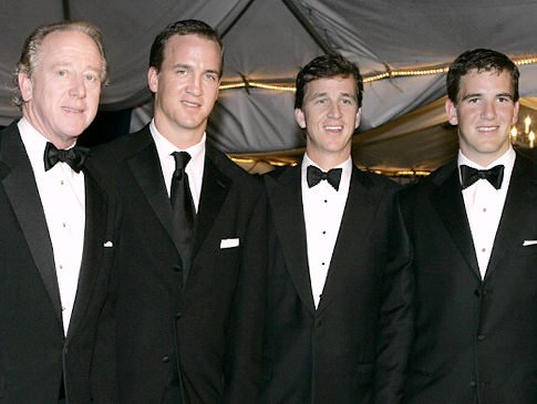 Peyton Manning's family - father and brothers