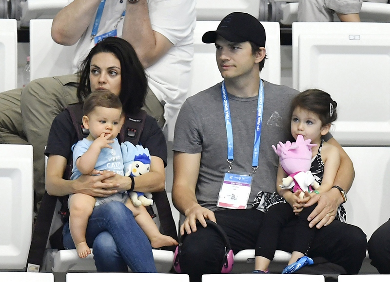 Ashton Kutcher's family: parents, siblings, wife and kids