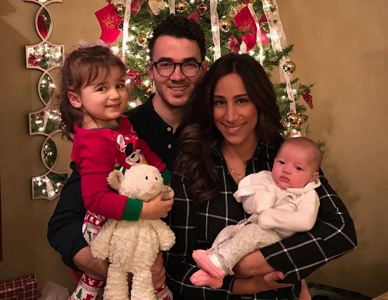 Nick Jonas' siblings - brother Kevin Jonas with wife and kids