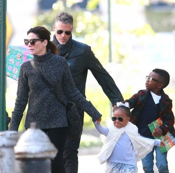 Sandra Bullock's family -  partner Bryan and kids