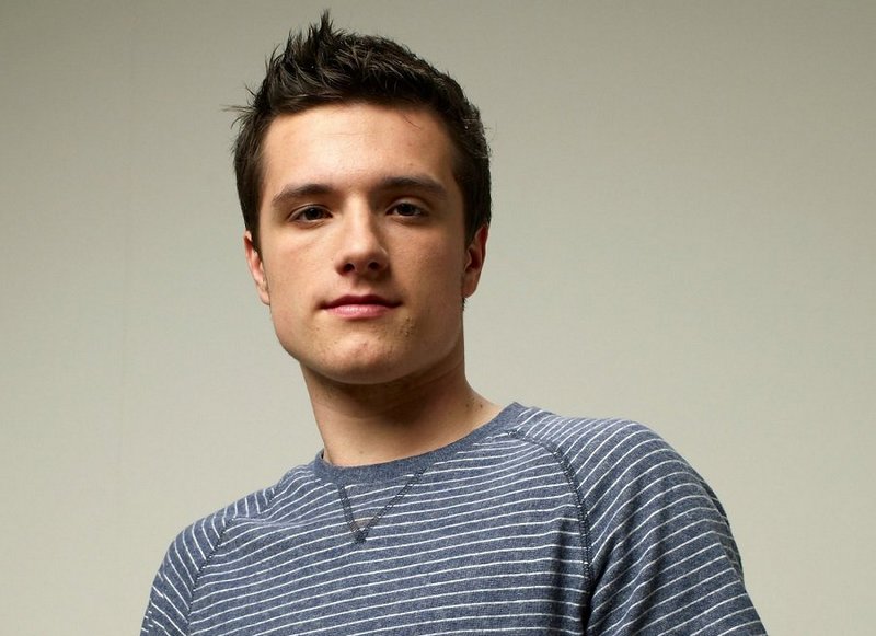 Josh Hutcherson's family: parents, siblings, wife and kids