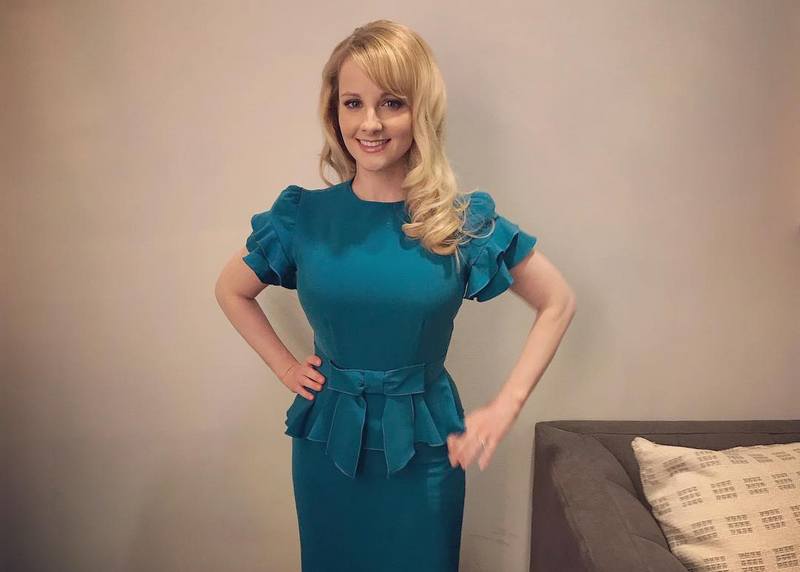 Melissa Rauch's family: parents, siblings, husband and kids