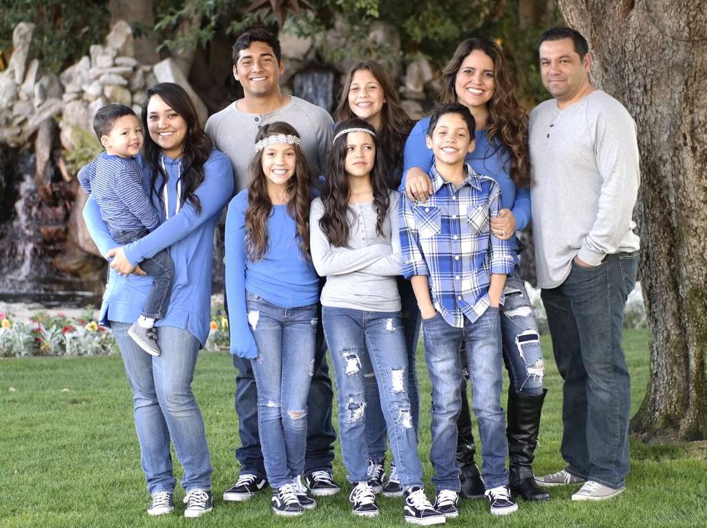 Jenna Ortega Family Boyfriend Siblings Parents BHW